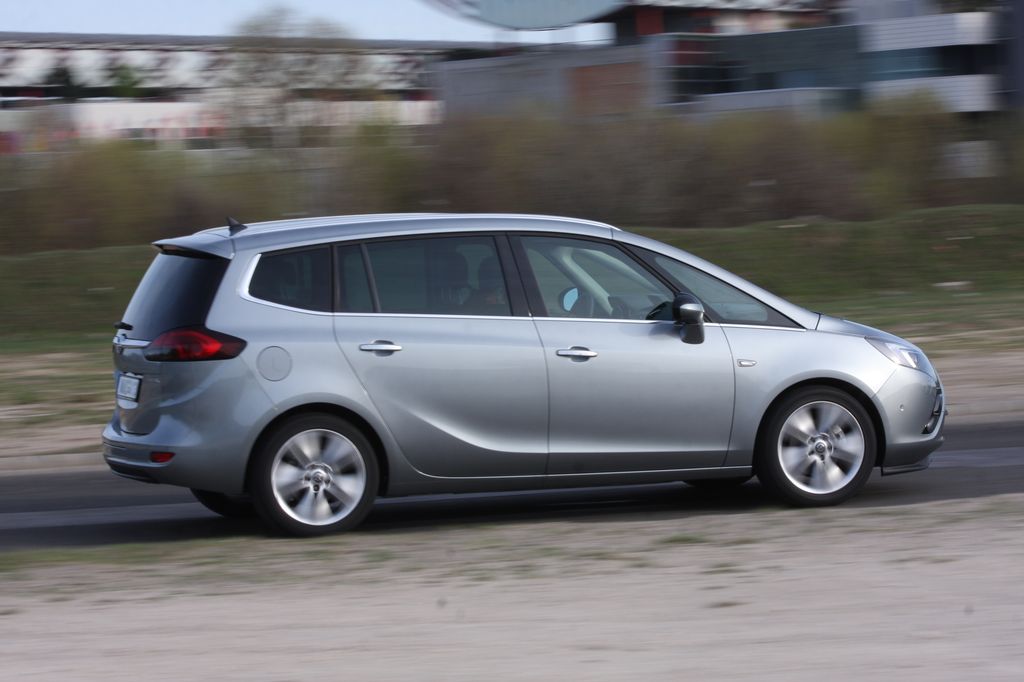 OPEL ZAFIRA