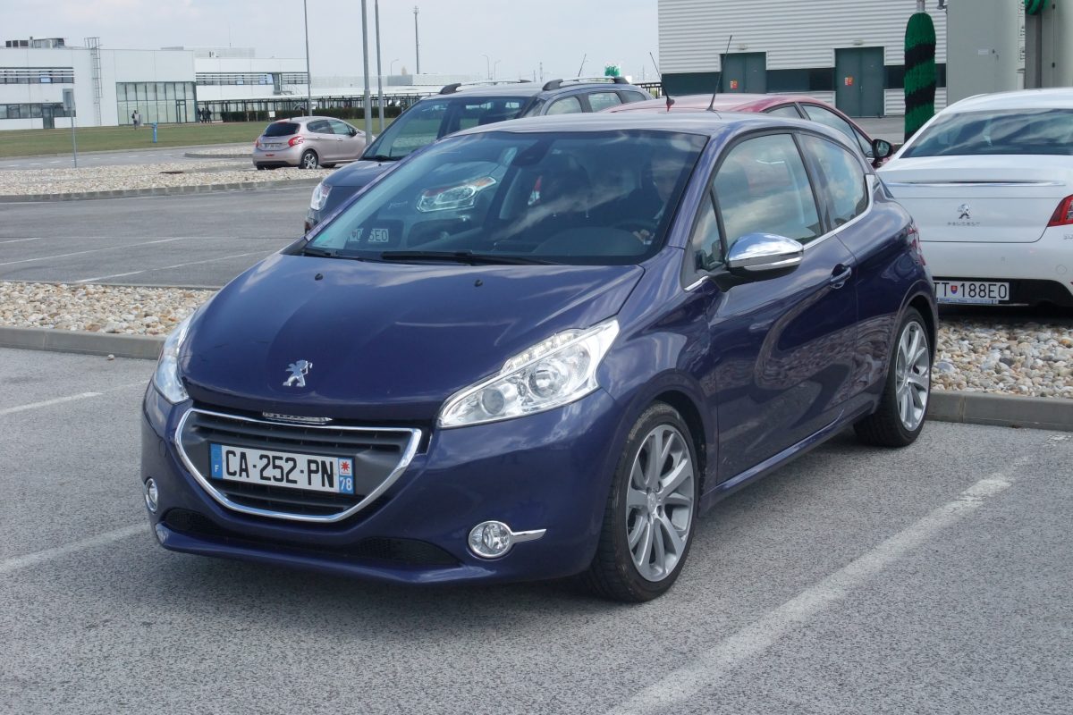PEUGEOT
