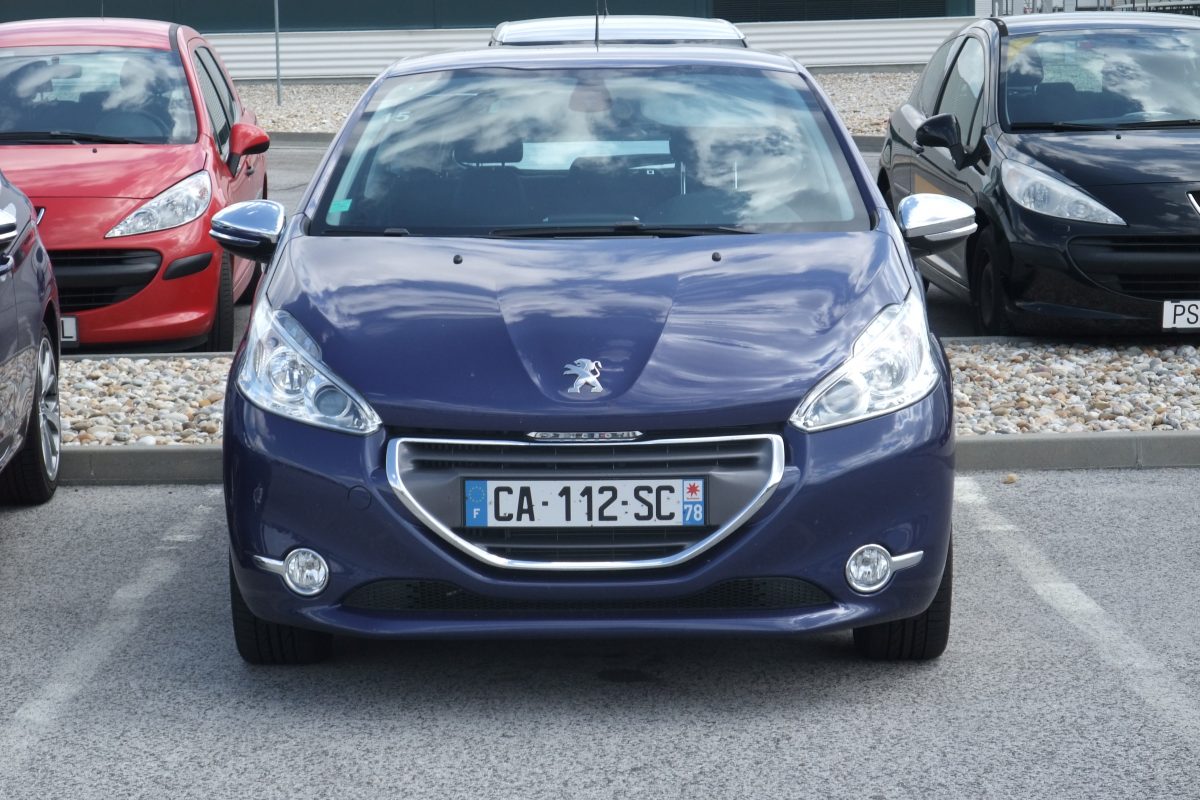 PEUGEOT