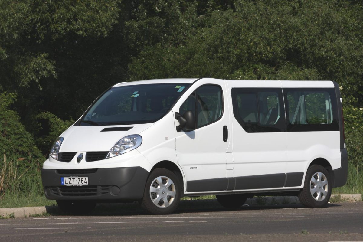 RENAULT TRAFIC