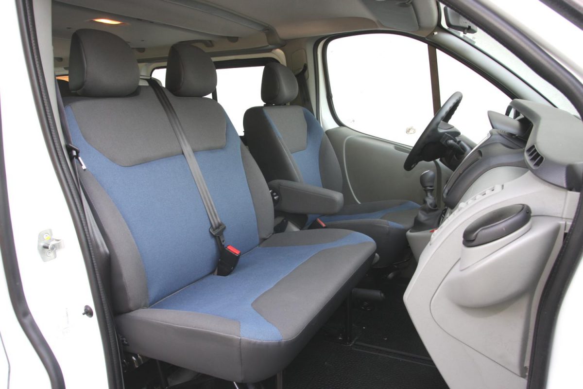RENAULT TRAFIC