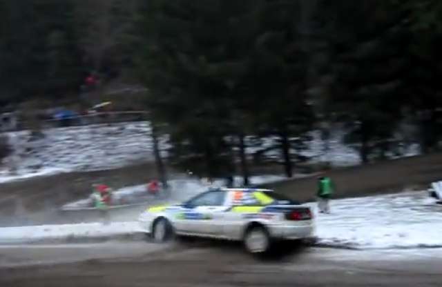 Bukás helyett szép mutatvány, életeket mentett a szerencse