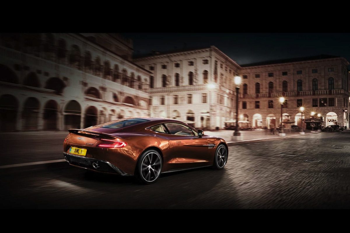 ASTON MARTIN VANQUISH