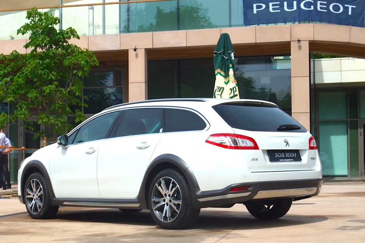 PEUGEOT 508