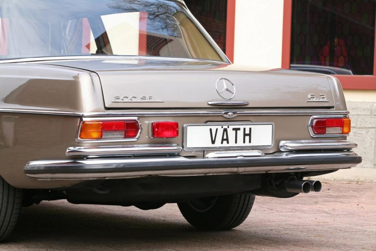 MERCEDES-BENZ W 109