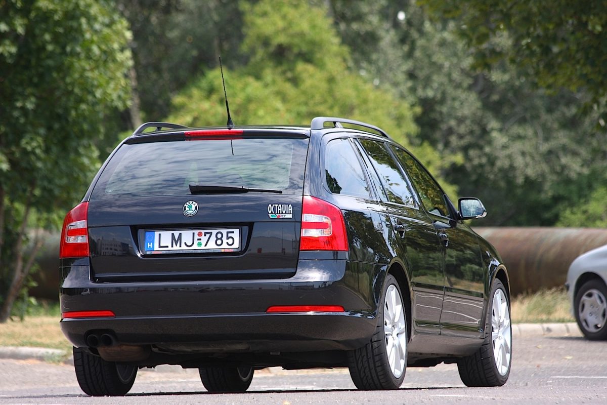 SKODA OCTAVIA