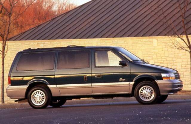 Kényelemben, hosszú távra, olcsón – kisbuszok 2 millióig