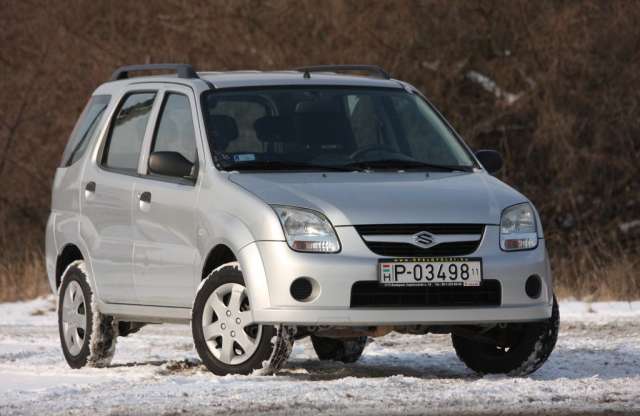 Suzuki egyterű 900 ezer forintért – Ignis használtteszt