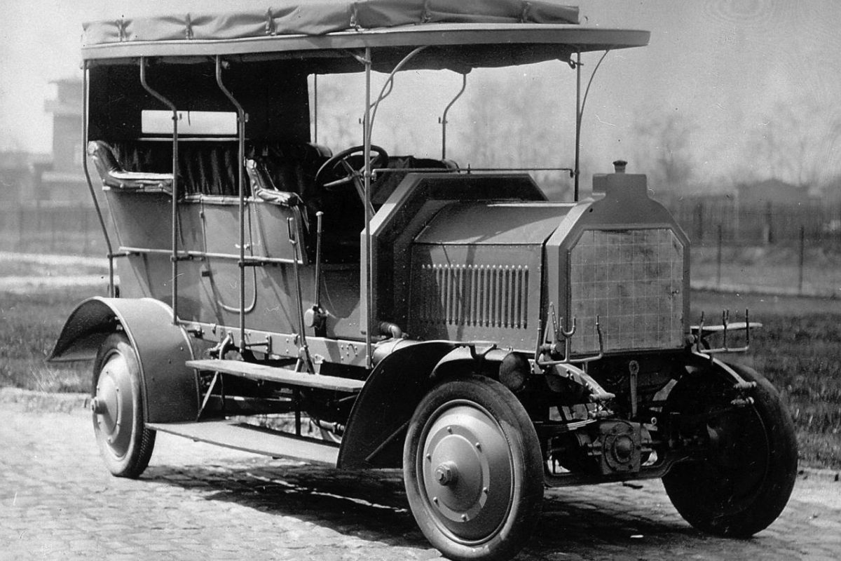 MERCEDES-BENZ G-OSZTÁLY