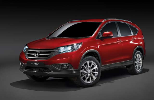 Testét megmutatta, utasterét még titkolja az új Honda CR-V