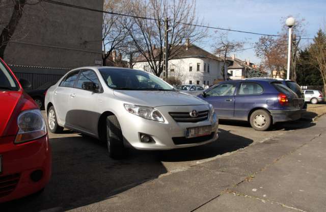 Így parkol a paraszt