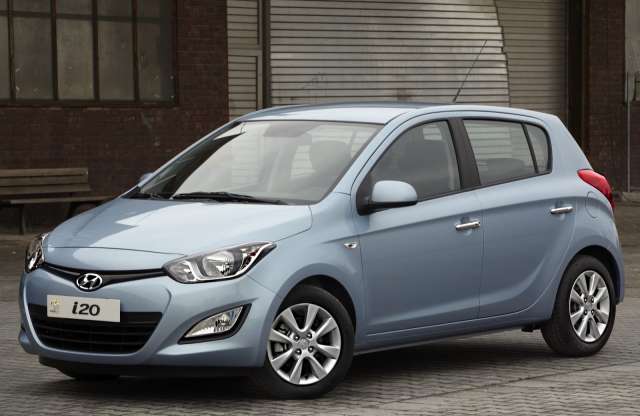 Genf 2012: nagytestvére arcával frissül a Hyundai i20