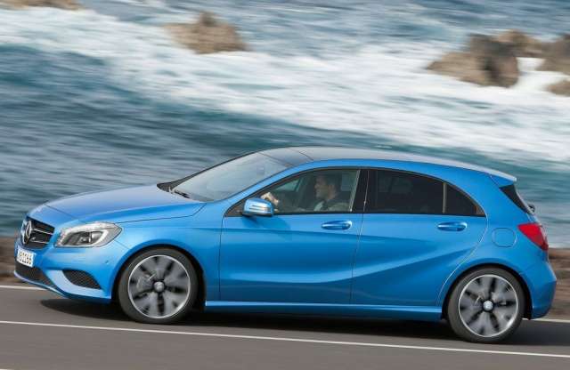 Genf 2012: baleset-elkerülő rendszer a Mercedes A-osztályban