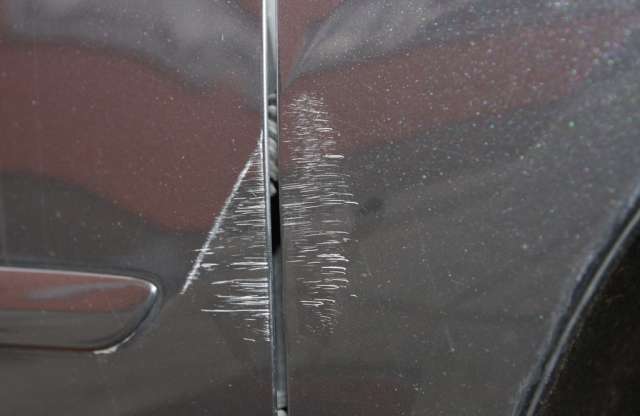 Csak egy kicsit húzták meg autóját? Javítsa ki olcsón önmaga!