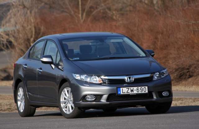 Török gyerek gyártotta, magyar gyerek vegye? Honda Civic teszt