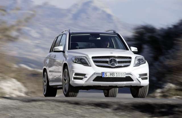 Új a Merci GLK, szinte minden motor dízel már