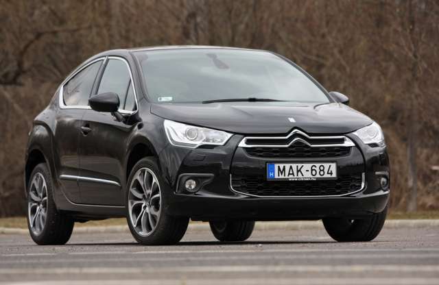 Miért nincs belőle kombi? Citroën DS4 teszt