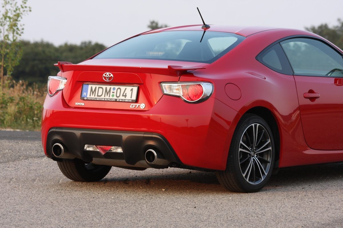 TOYOTA GT86