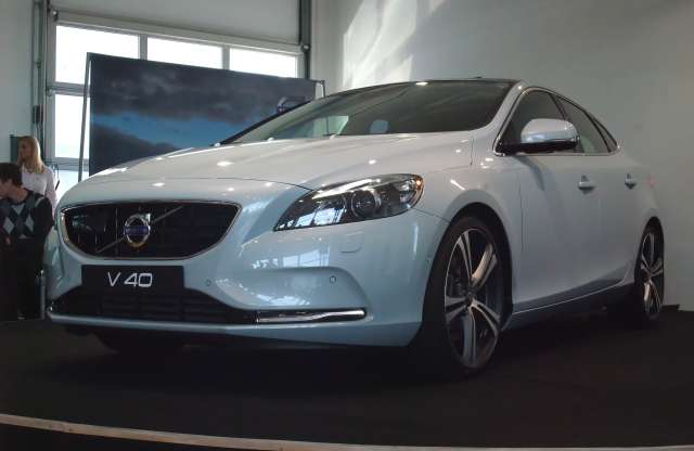 Itt van, de még odébb – megérkezett hazánkba a Volvo V40