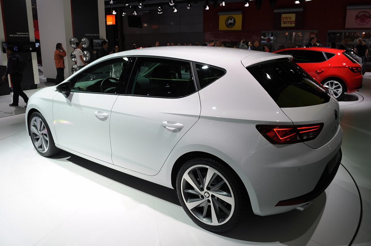 SEAT LEON