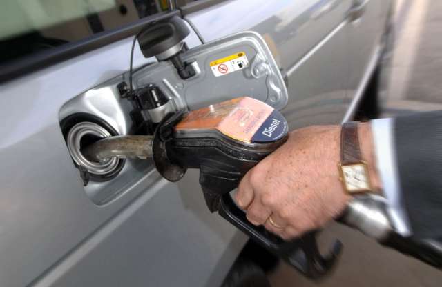 Újabb benzinárcsúcs szerdától