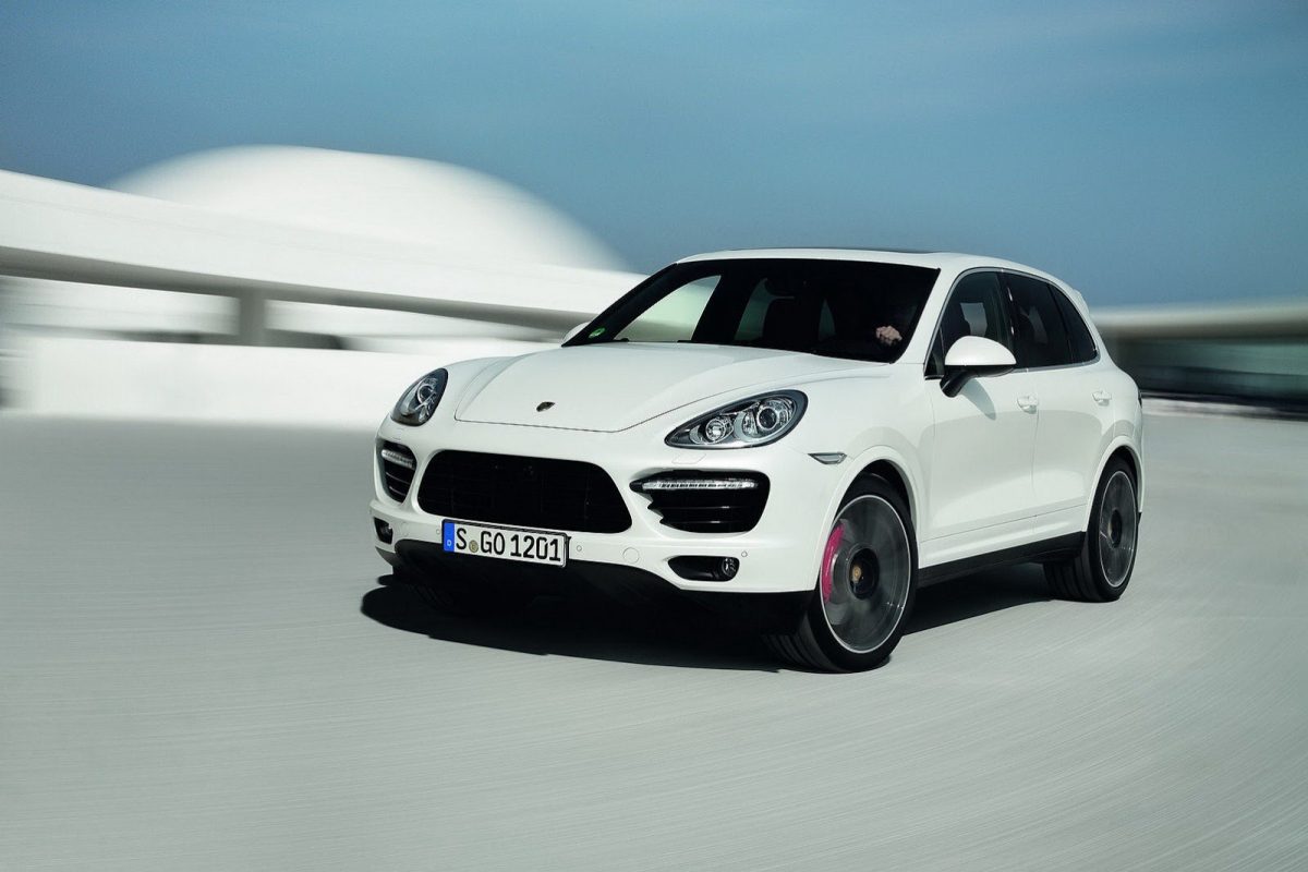 PORSCHE CAYENNE