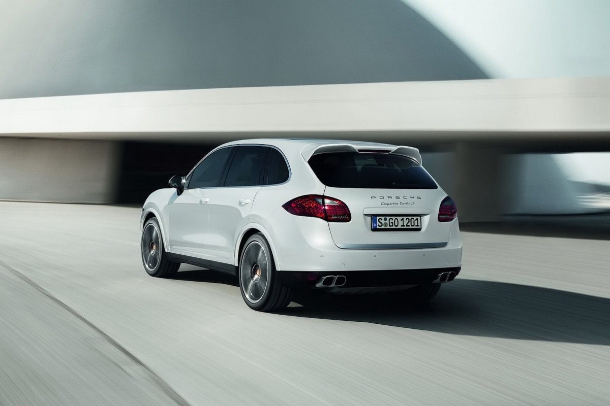 PORSCHE CAYENNE