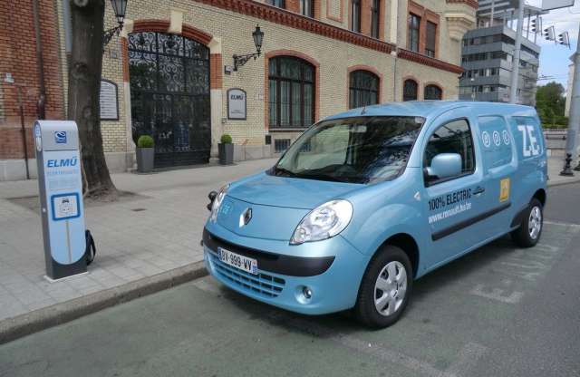 Áfamentes villanyautóval Budapesten: Renault Kangoo Z.E.