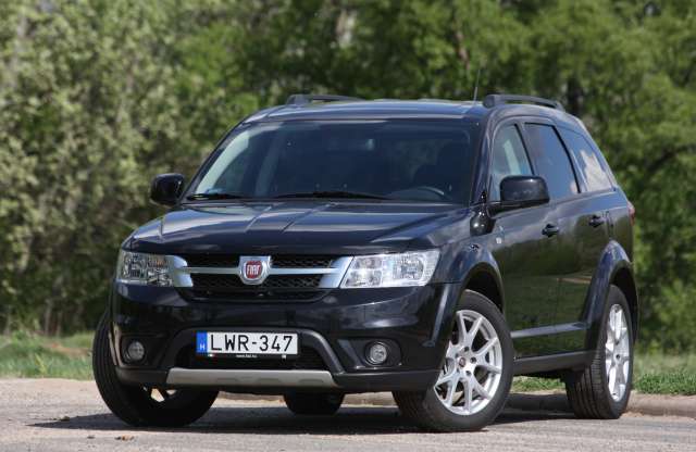 Az év meglepetése: Fiat Freemont Urban teszt