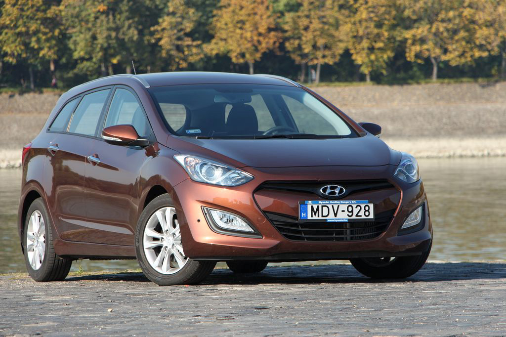 HYUNDAI I30