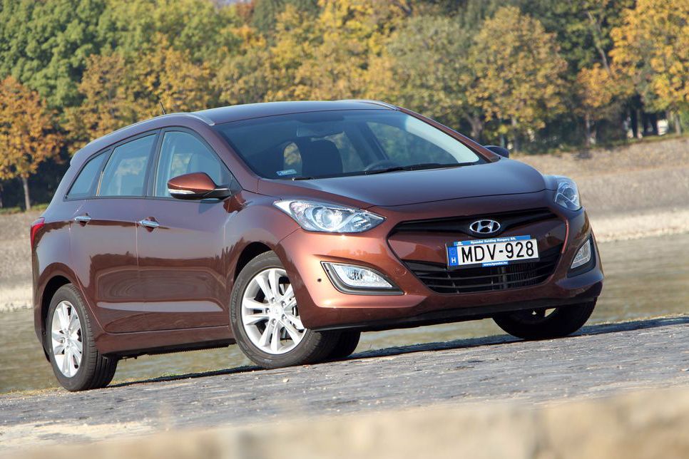 HYUNDAI I30