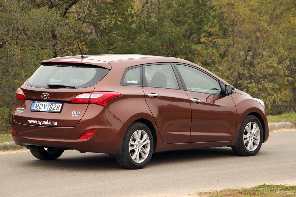 HYUNDAI I30