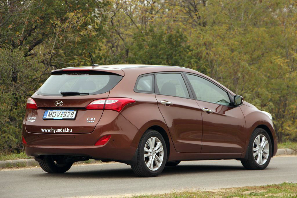 HYUNDAI I30