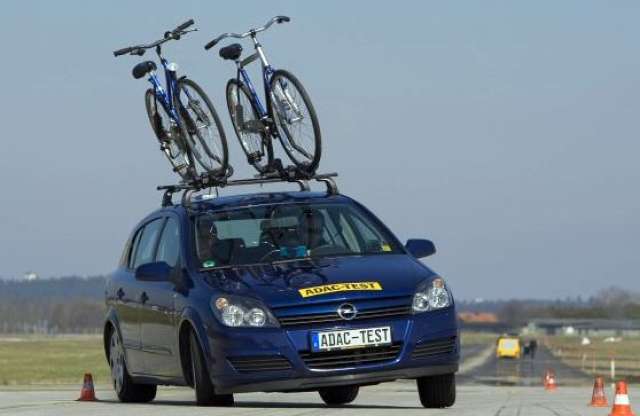 Durván megdobja a fogyasztást a tetőn szállított kerékpár