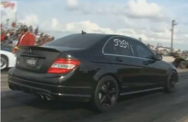 60 év feletti mama sprintel az AMG-vel