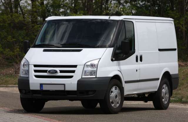 Mit tesz évi 57 ezer km? Ford Transit használtteszt