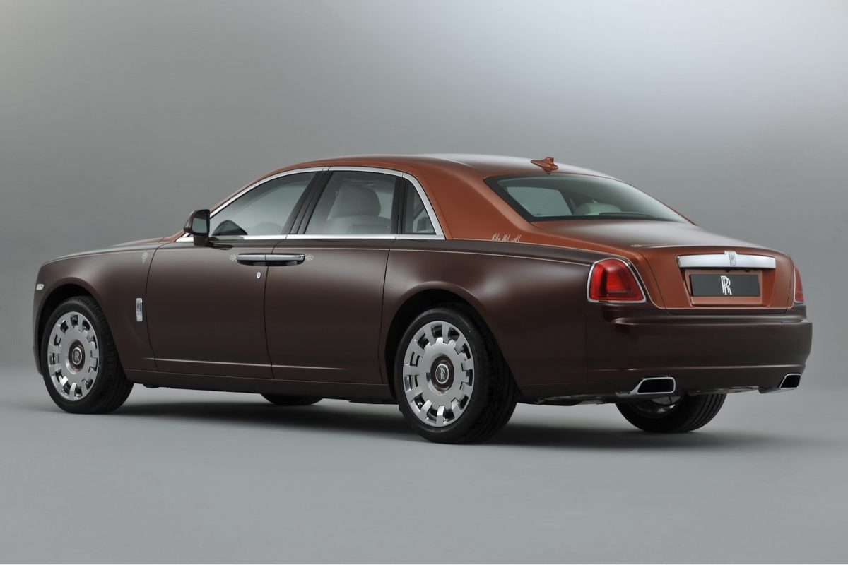 ROLLS-ROYCE GHOST