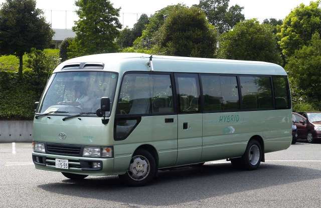 Négymillió felett a hibrid Toyoták száma világszerte