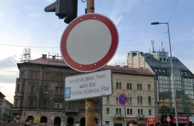 Meddig lesz még felbontva a Keleti pályaudvar környéke?