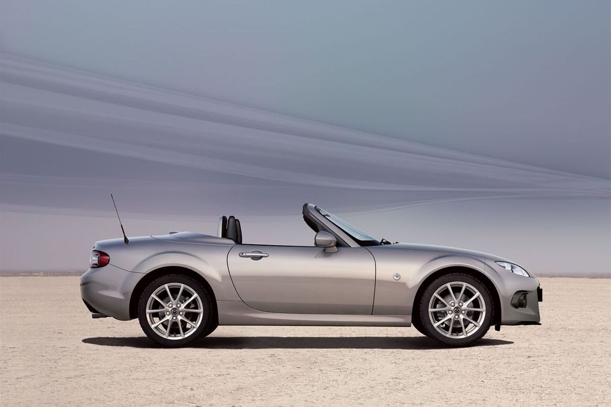 MAZDA MX-5