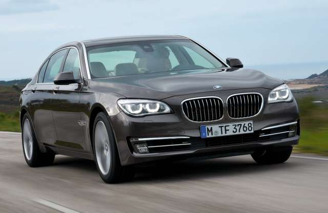 Szürreális számokkal jön az új 7-es BMW