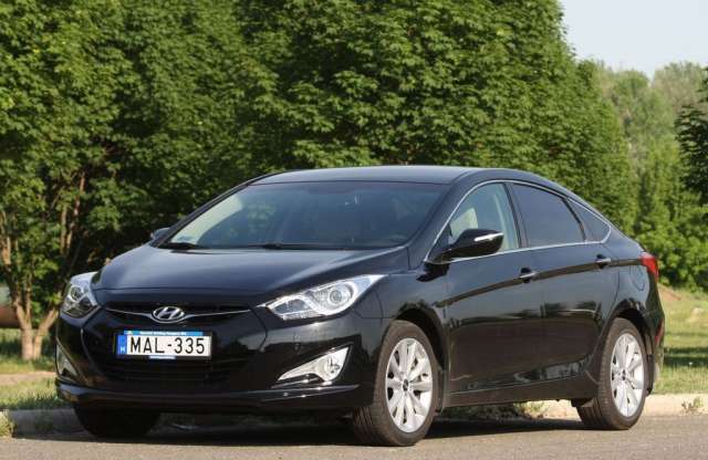 Megverhetné a Mondeót! Hyundai i40 1.7 CRDi teszt