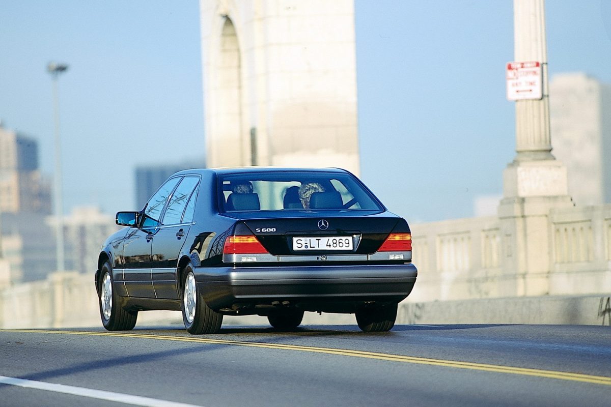 MERCEDES-BENZ S-OSZTÁLY