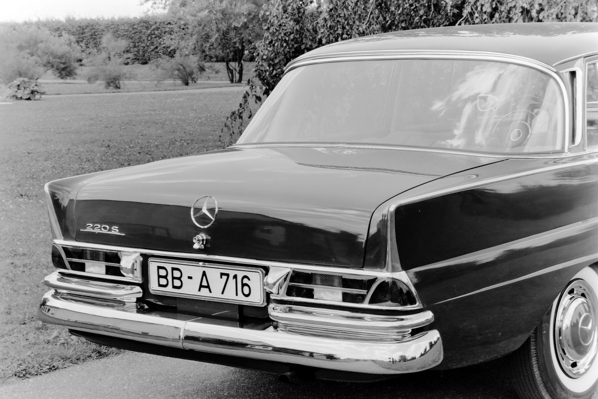 MERCEDES-BENZ S-OSZTÁLY