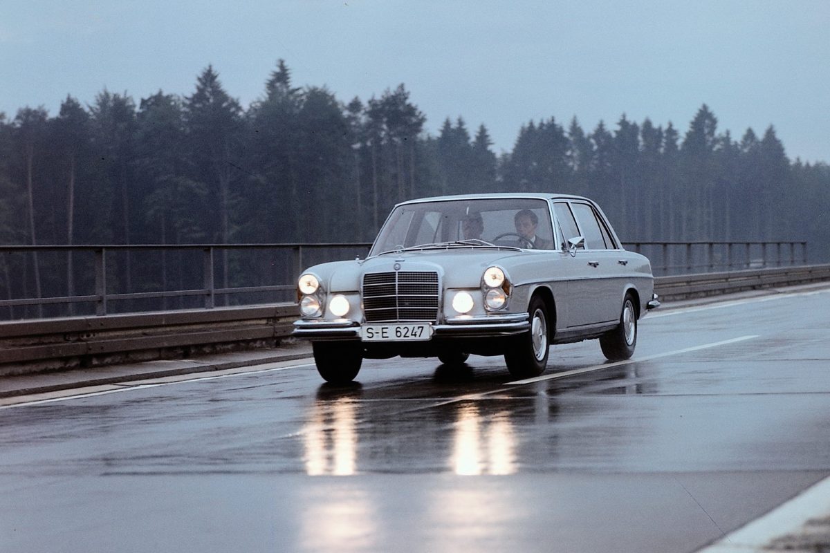 MERCEDES-BENZ S-OSZTÁLY