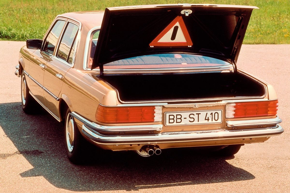 MERCEDES-BENZ S-OSZTÁLY