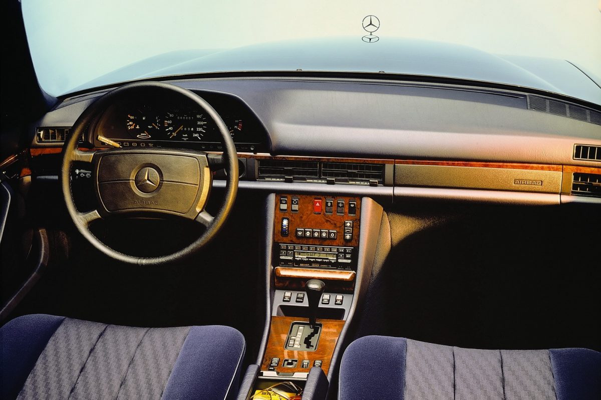 MERCEDES-BENZ S-OSZTÁLY