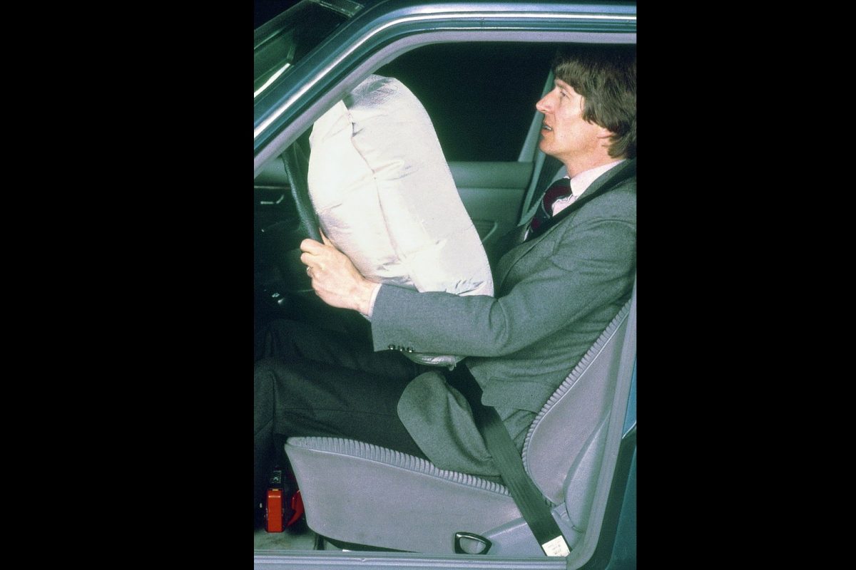 MERCEDES-BENZ S-OSZTÁLY