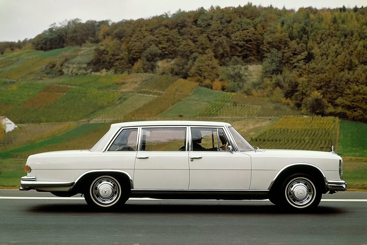 MERCEDES-BENZ S-OSZTÁLY