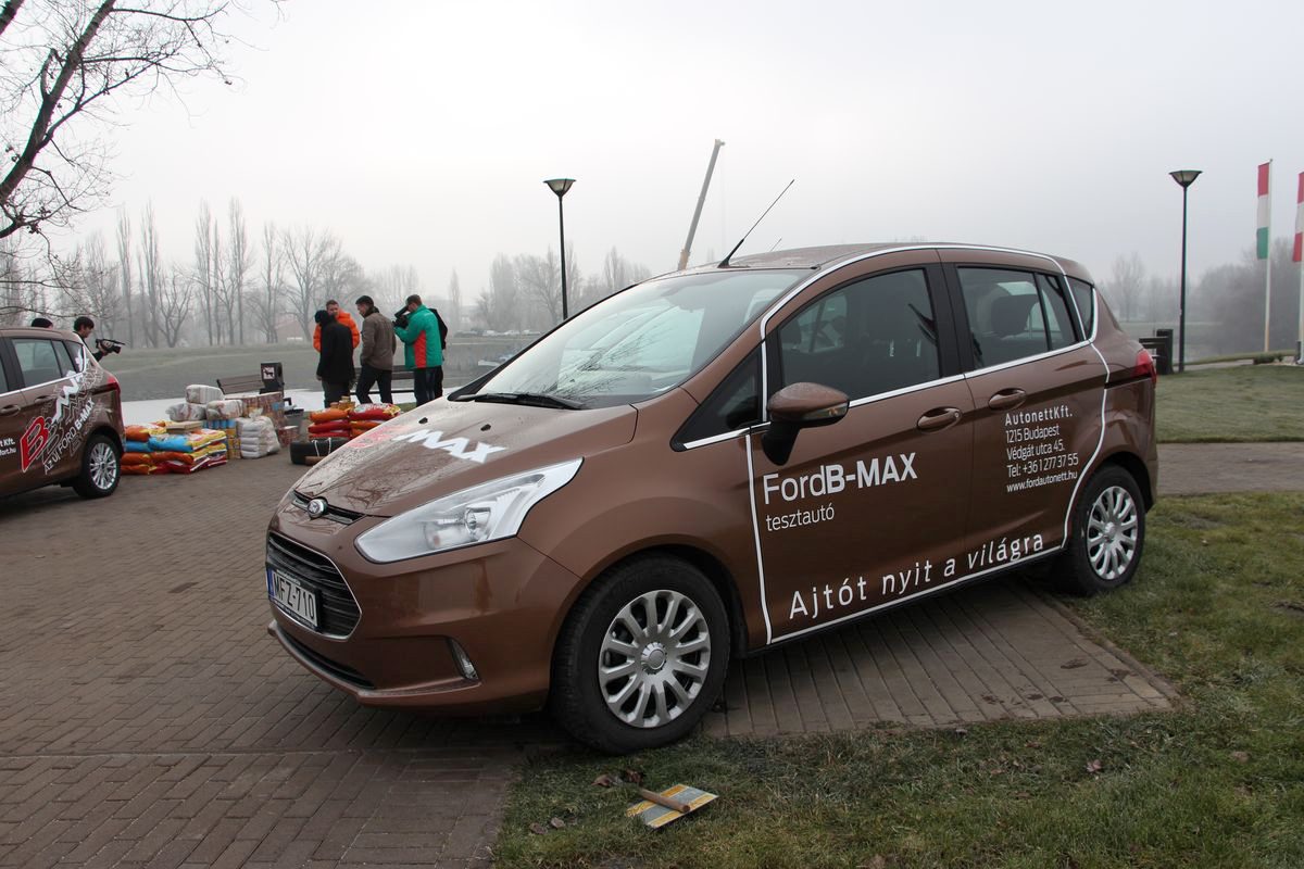 FORD B-MAX